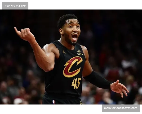 米切尔30+场次队史第二 骑士后卫得分爆发力持续